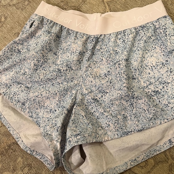 Outdoor Voices Relay Shorts - Picture 3 of 4